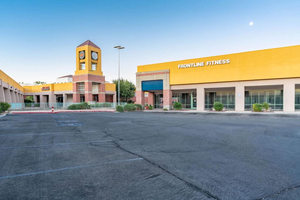 parking lot in shopping center with retail/office units for lease in Lancaster, CA